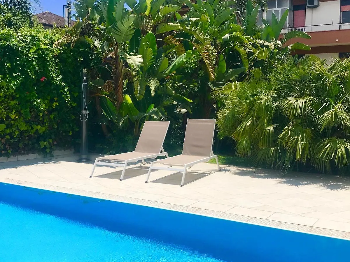 Aparthotel Path House - Etna & Sea View Riposto Italien